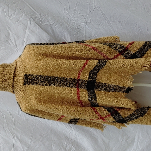 Ladies boutique poncho, CHICSOUL, beige, black/red stripes - Picture 4 of 5